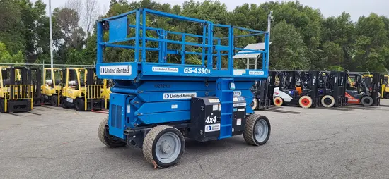 2014 Genie GS-4390 RT Rough Terrain Scissor Lift