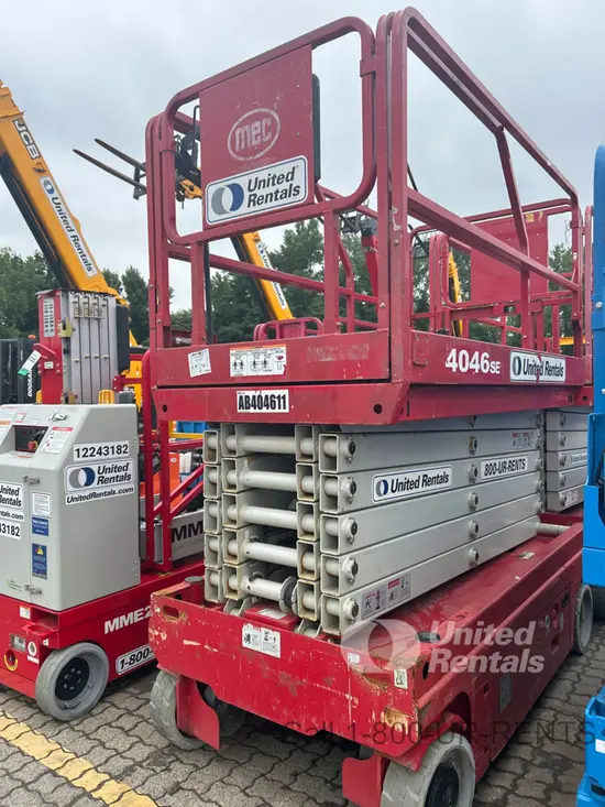 2018 MEC 4046SE Scissor Lift