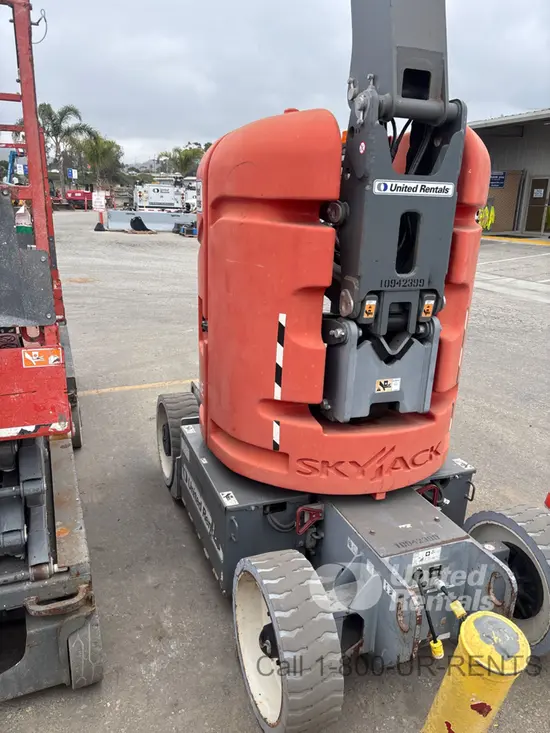 2019 Skyjack SJ30ARJE Articulating Boom Lift