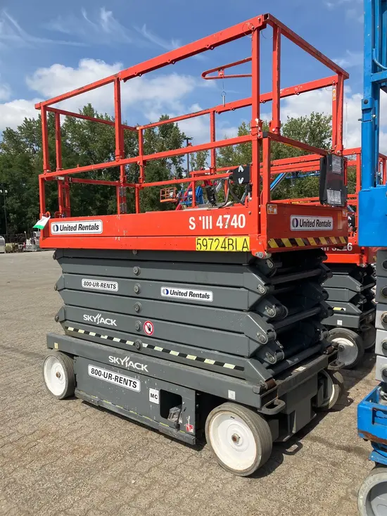 2018 Skyjack SJIII4740 Scissor Lift