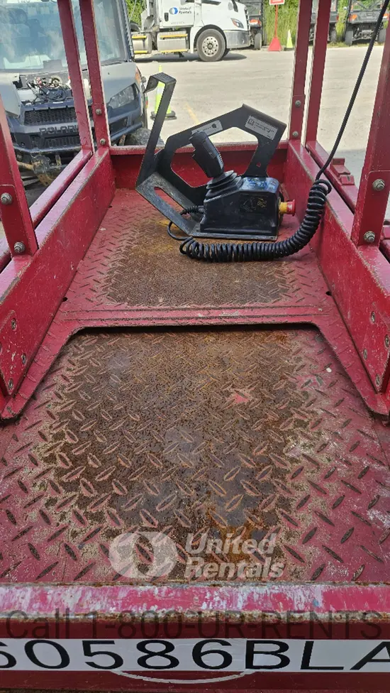 2018 MEC MICRO 19 Scissor Lift