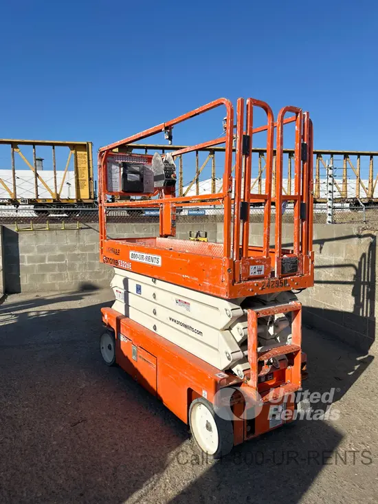 2020 Snorkel S3226E Scissor Lift