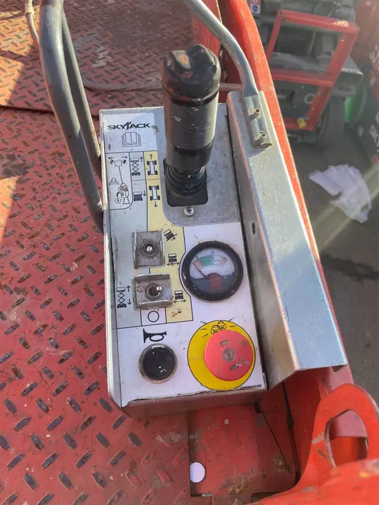 2017 Skyjack SJIII3219 Scissor Lift