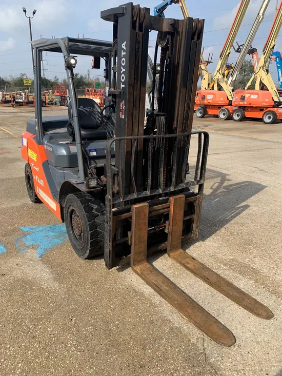 2021 Toyota 8FD35U Forklift