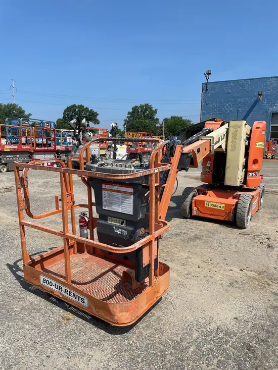2014 JLG E300AJP Articulating Boom Lift