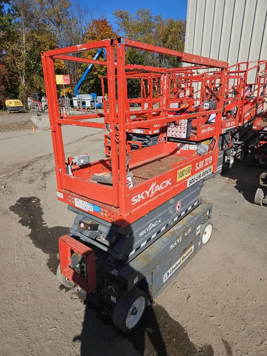 2018 Skyjack SJIII3219 Scissor Lift