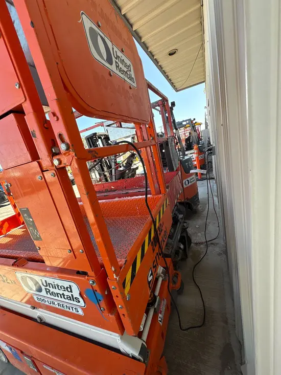 2019 Snorkel S3219E Scissor Lift