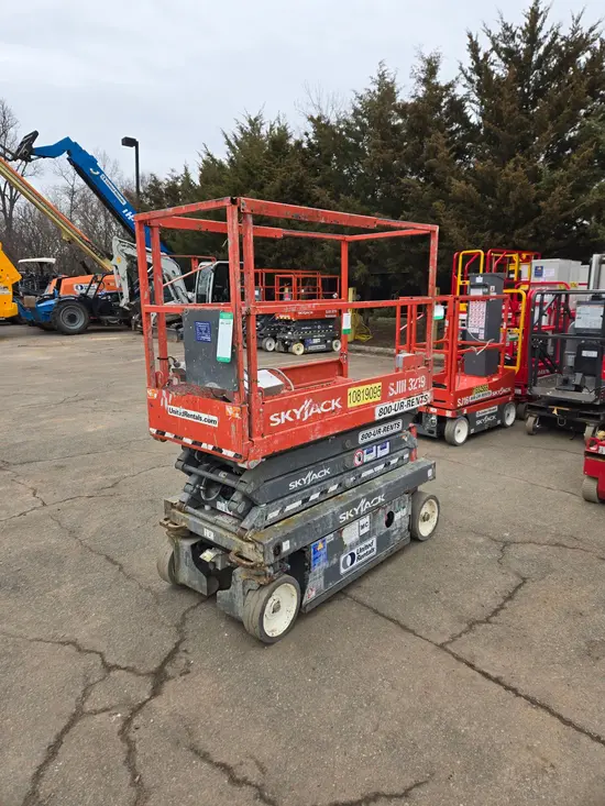 2018 Skyjack SJIII3219 Scissor Lift