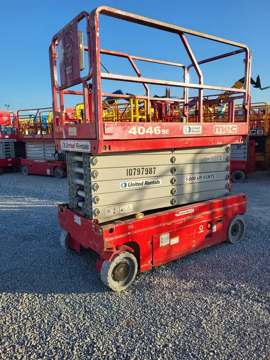 2018 MEC 4046SE Scissor Lift