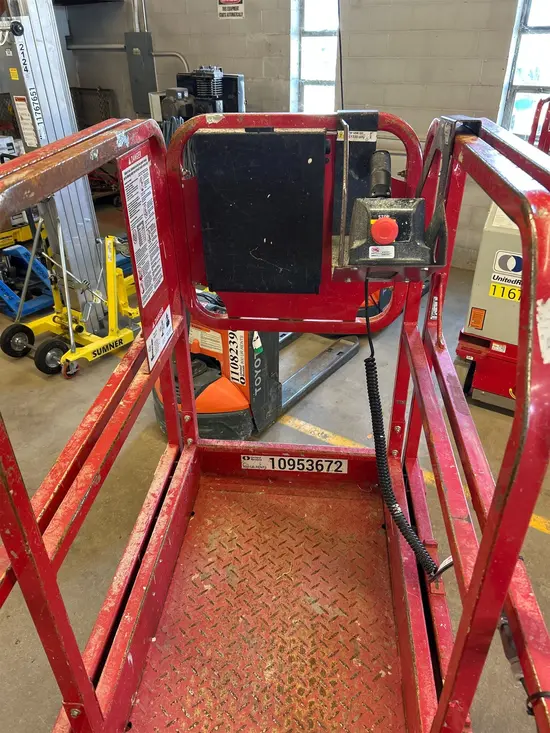 2019 MEC 1330SE Scissor Lift