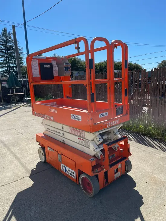 2018 Snorkel S3219E Scissor Lift