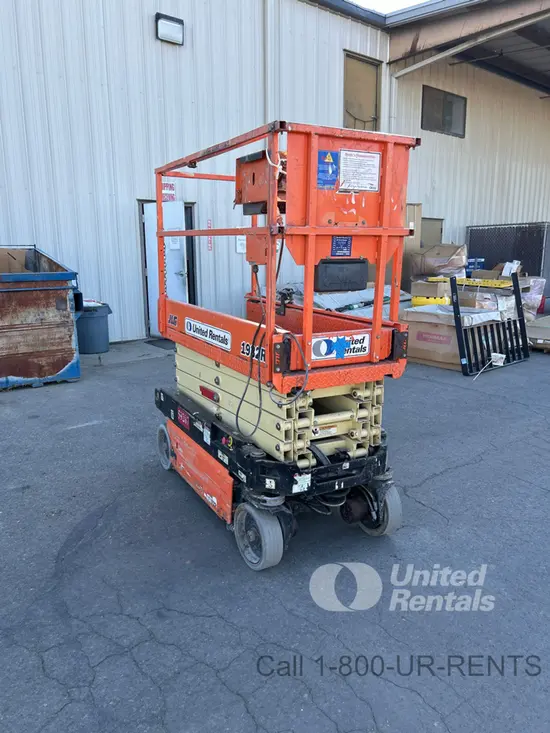 2018 JLG 1932R Scissor Lift