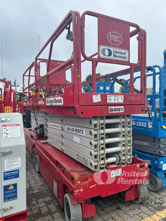 2018 MEC 4046SE Scissor Lift