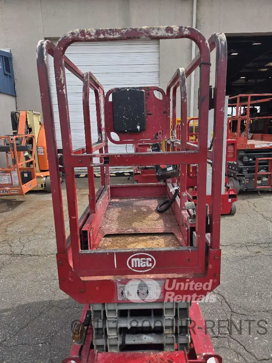 2018 MEC 1330SE Scissor Lift