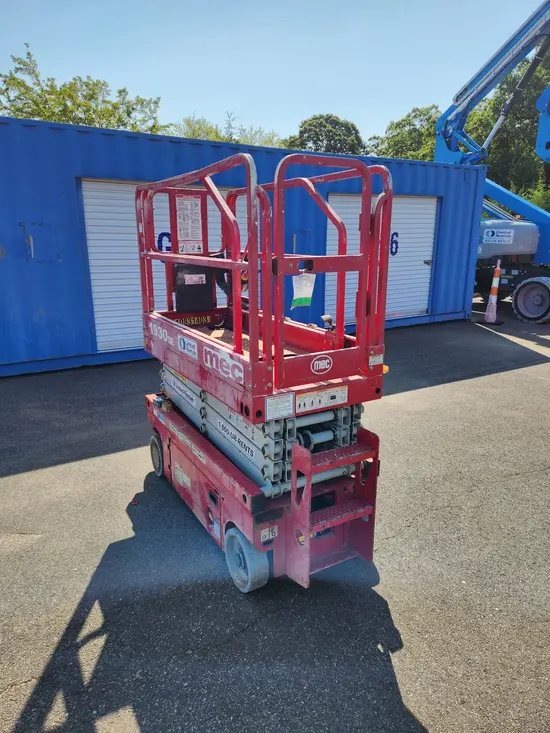 2018 MEC 1930SE Scissor Lift