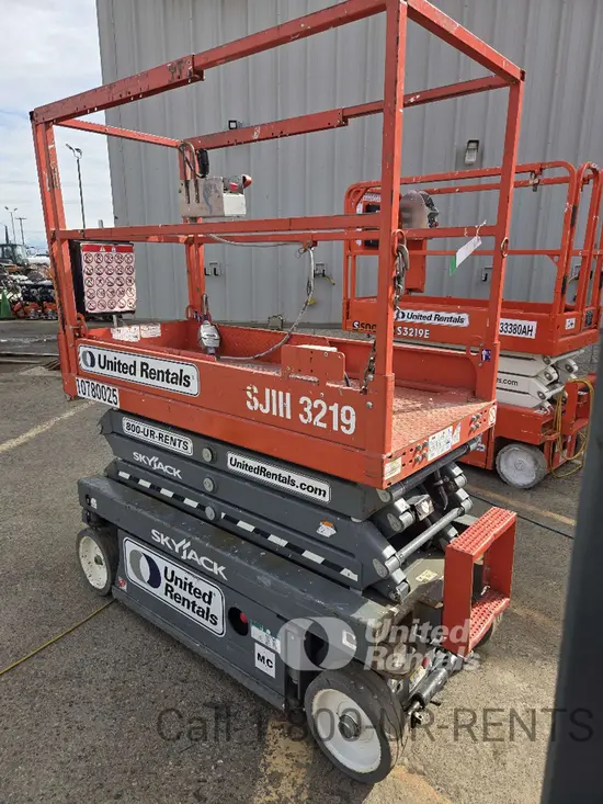 2018 Skyjack SJIII3219 Scissor Lift