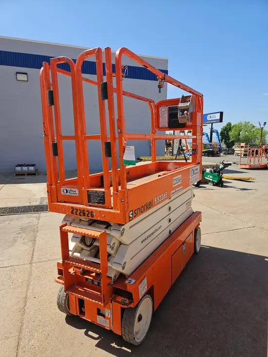 2019 Snorkel S3226E Scissor Lift