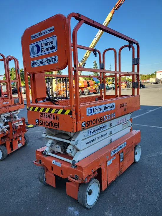 2018 Snorkel S3219E Scissor Lift