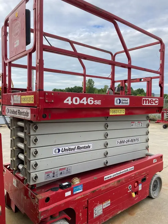 2018 MEC 4046SE Scissor Lift