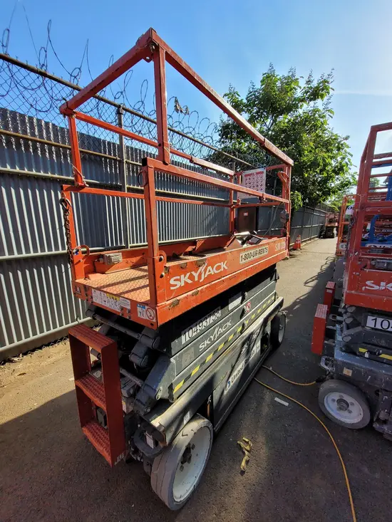 2016 Skyjack SJIII3226 Scissor Lift