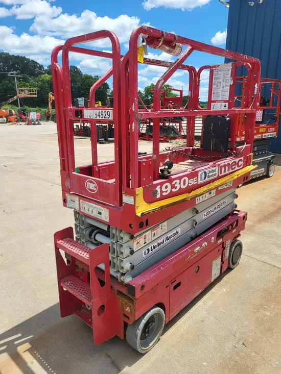 2018 MEC 1930SE Scissor Lift