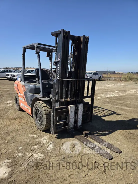 2019 Toyota 8FD35U Warehouse Forklift