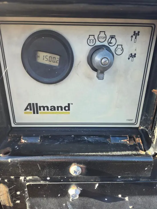 2019 Allmand NLV-ML3EC Portable Light Tower
