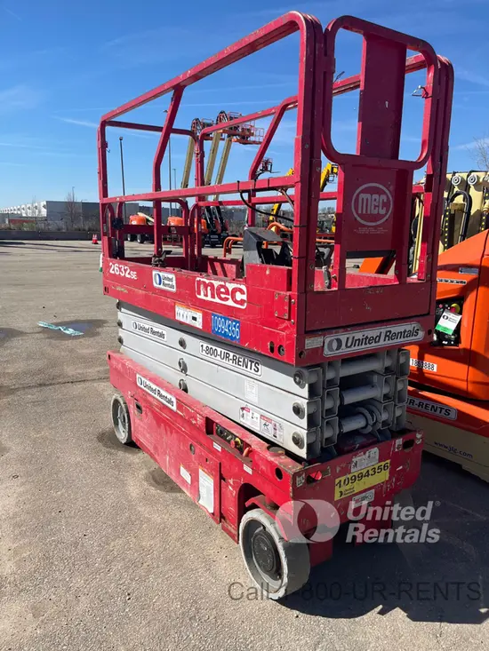 2019 MEC 2632SE Scissor Lift