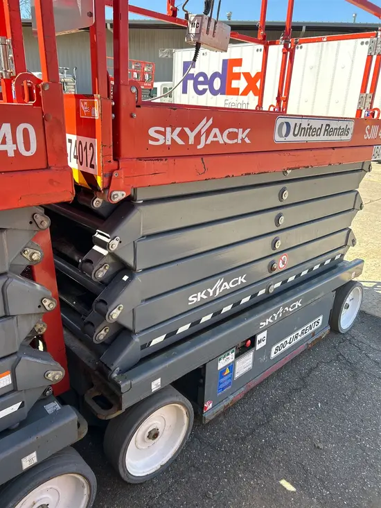 2018 Skyjack SJIII4740 Scissor Lift