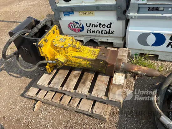 2023 Epiroc SB 452 Attachment