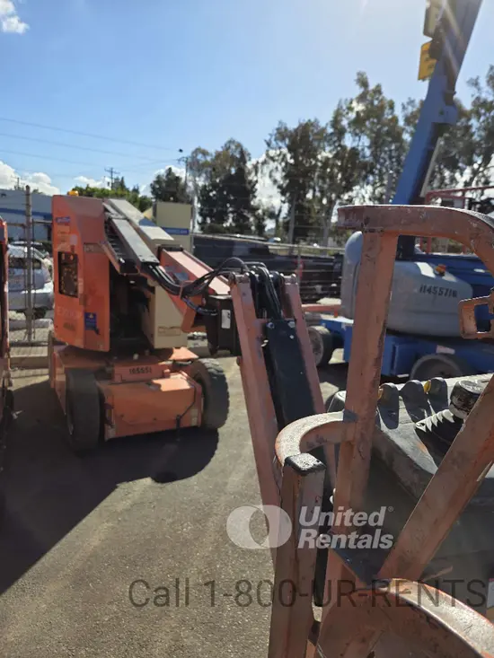 2016 JLG E300AJP Articulating Boom Lift