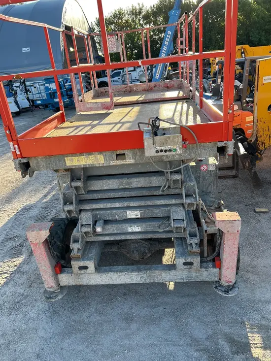 2016 Skyjack SJ8841RT Rough Terrain Scissor Lift
