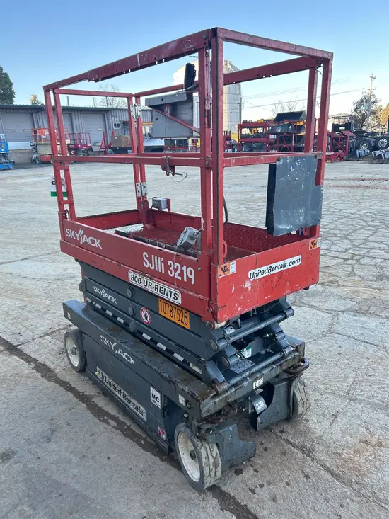 2018 Skyjack SJIII3219 Scissor Lift