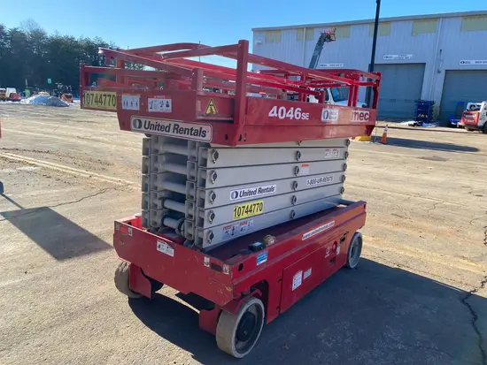 2018 MEC 4046SE Scissor Lift