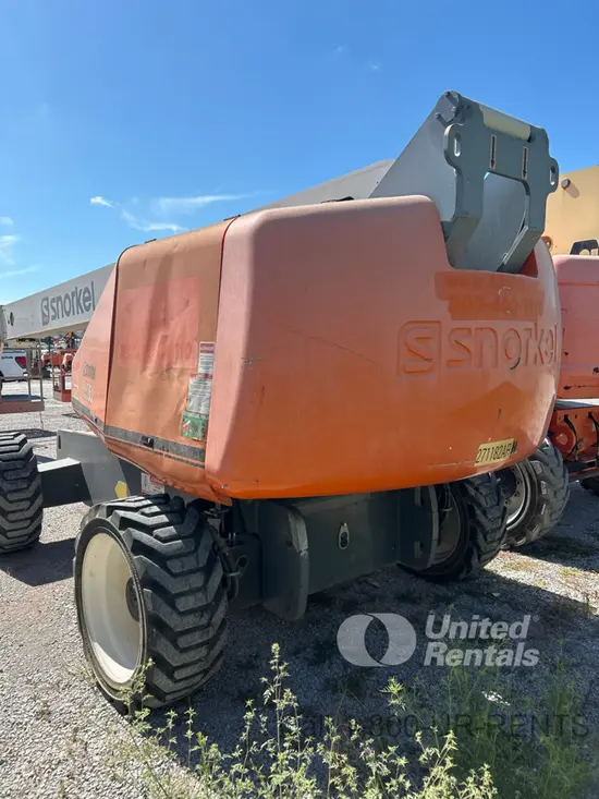 2021 Snorkel 660SJ Boom Lift