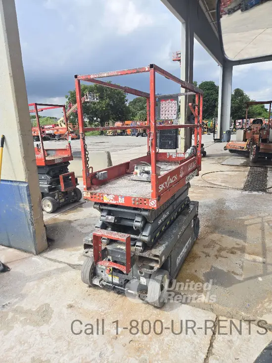 2015 Skyjack SJIII3219 Scissor Lift
