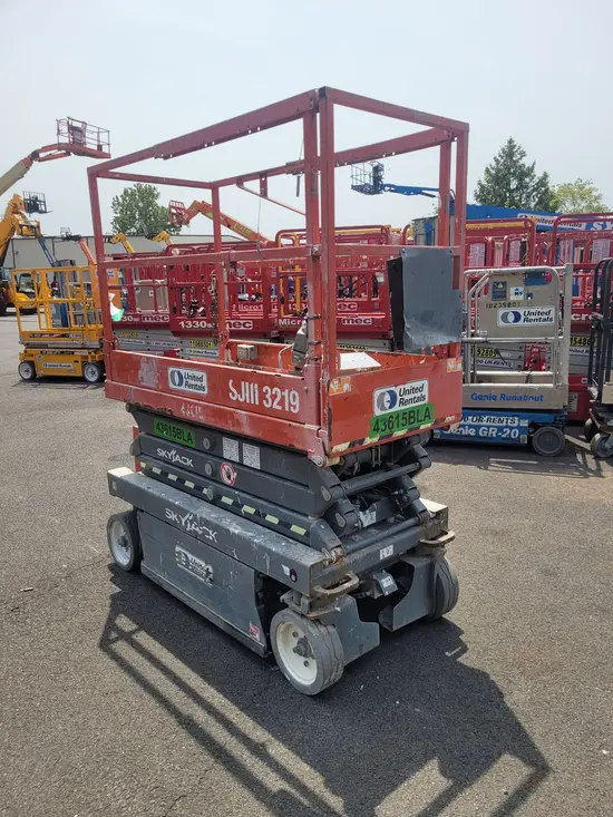 2017 Skyjack SJIII3219 Scissor Lift