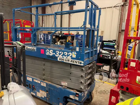 2019 Genie GS-3232 Scissor Lift