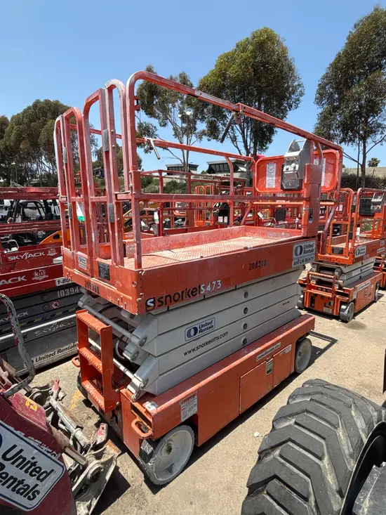 2018 Snorkel S4732E Scissor Lift