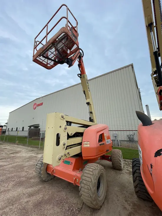 2016 JLG 450AJ Articulating Boom Lift