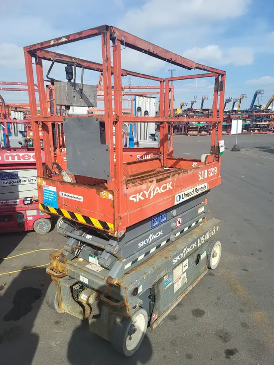 2016 Skyjack SJIII3219 Scissor Lift