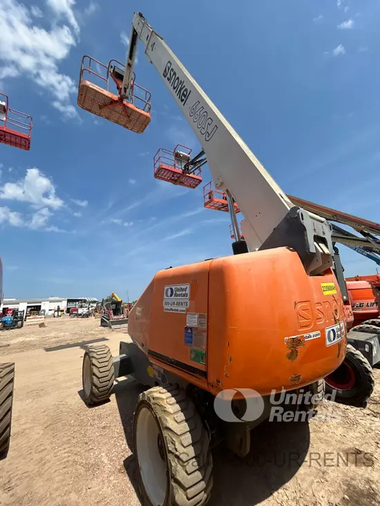 2019 Snorkel 660SJ Boom Lift