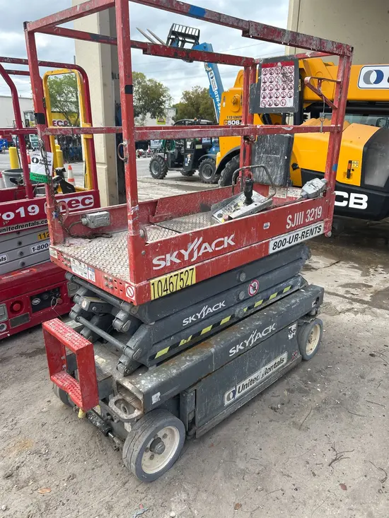 2016 Skyjack SJIII3219 Scissor Lift