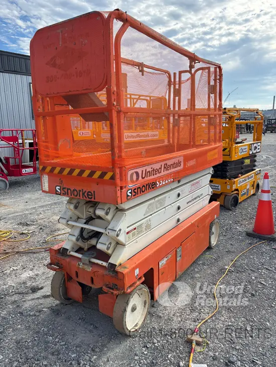 2019 Snorkel S3226E Scissor Lift