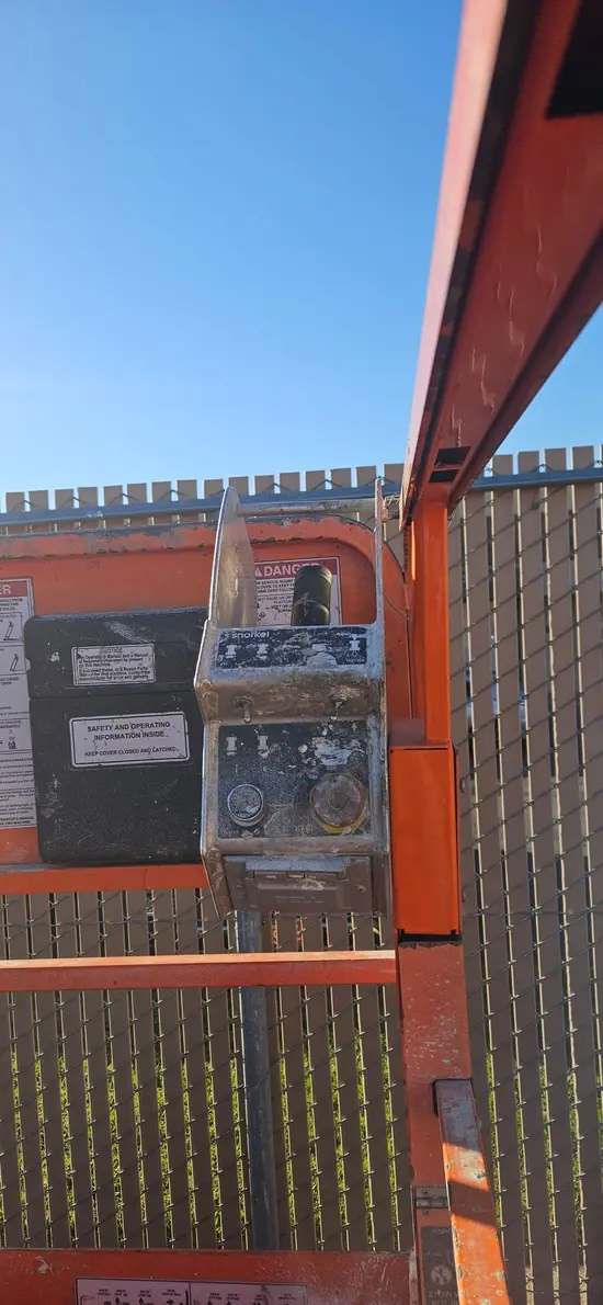 2018 Snorkel S3226E Scissor Lift