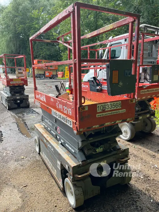 2017 Skyjack SJIII3219 Scissor Lift