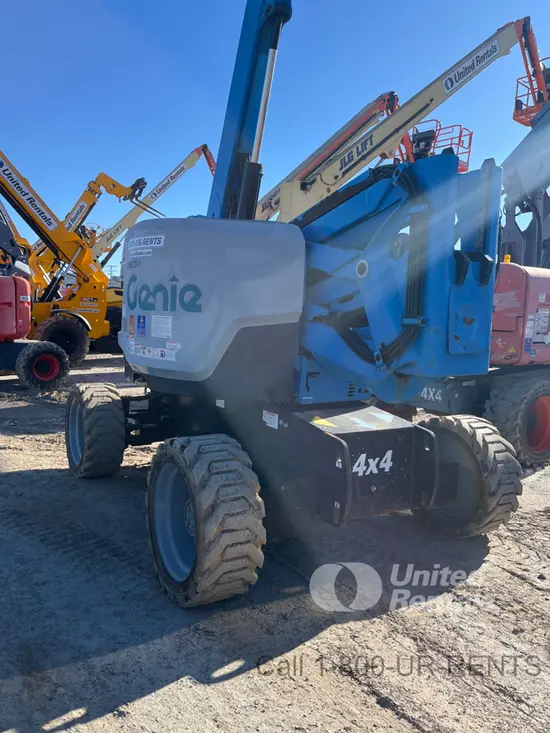 2017 Genie Z-62/40 Articulating Boom Lift