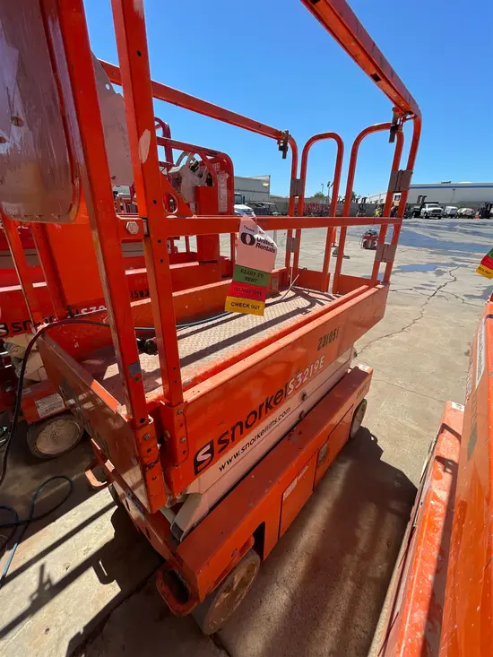 2019 Snorkel S3219E Scissor Lift