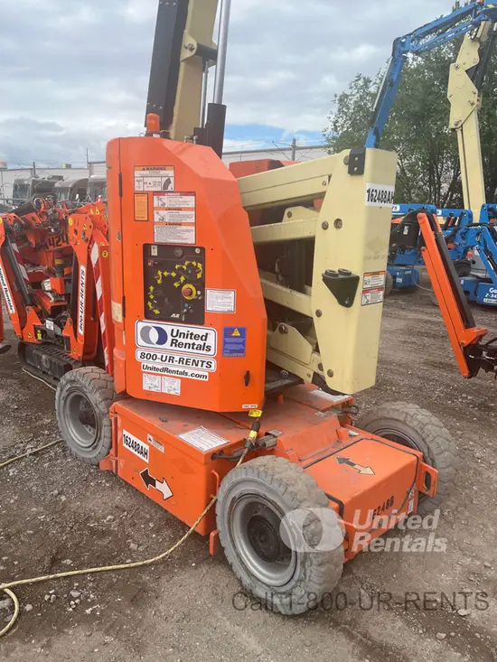 2016 JLG E300AJP Articulating Boom Lift