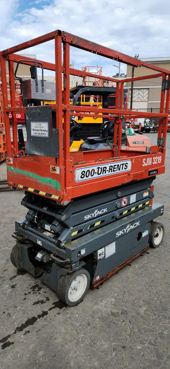 2017 Skyjack SJIII3219 Scissor Lift